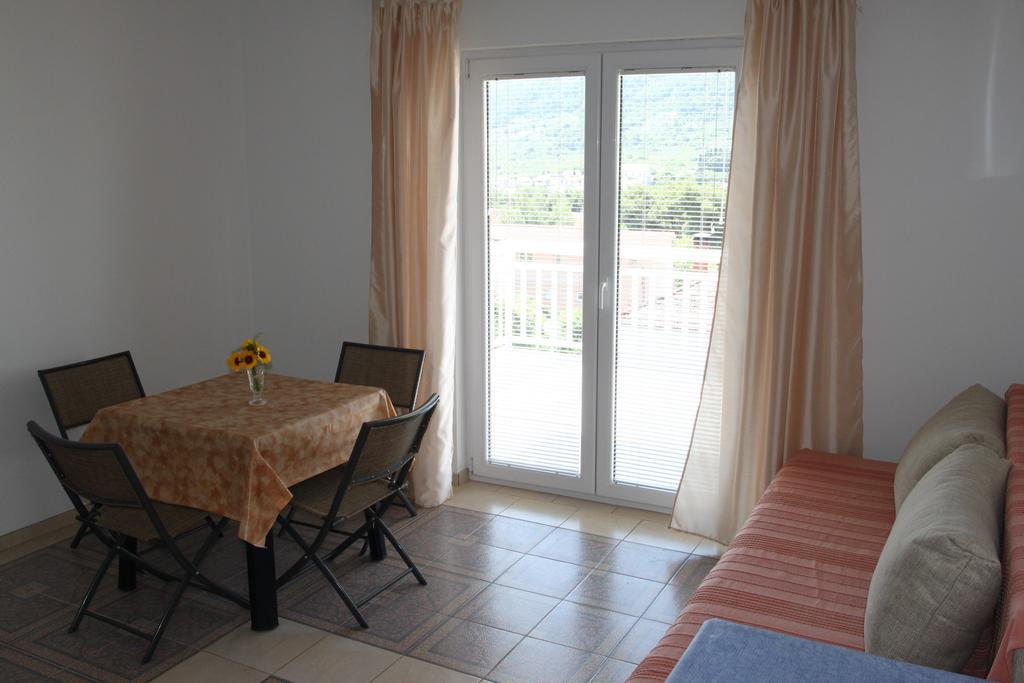 Apartments Marinko Stari Grad  Exterior photo